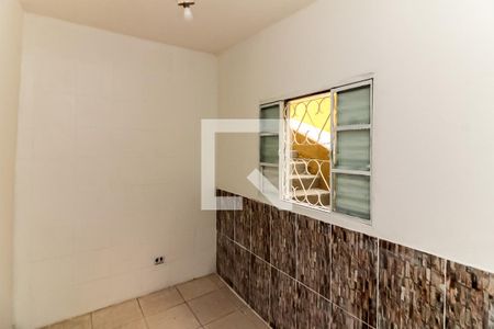 Quarto 2 de casa para alugar com 2 quartos, 70m² em Água Fria, São Paulo