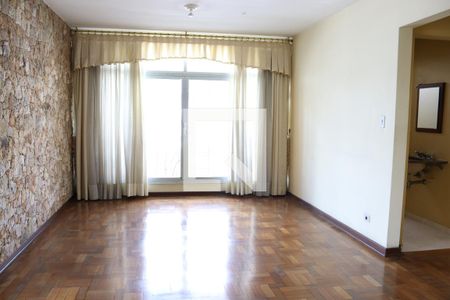 Sala de casa à venda com 3 quartos, 330m² em Jardim Maia, Guarulhos