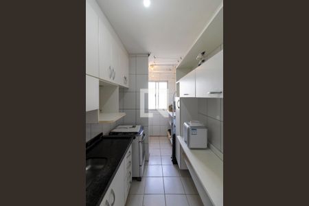 Apartamento à venda com 47m², 2 quartos e 1 vaga Apartamento à venda com 47m², 2 quartos e 1 vagaCozinha e Área de Serviço