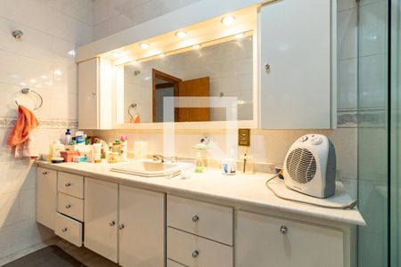 Casa à venda com 225m², 3 quartos e 5 vagasBanheiro da Suíte 3