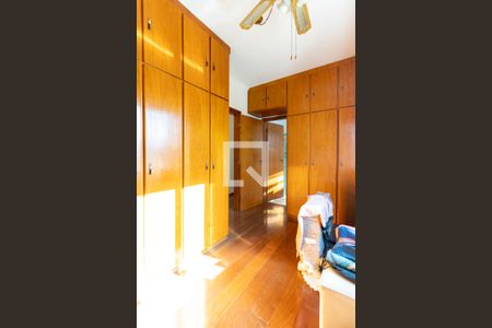 Casa à venda com 225m², 3 quartos e 5 vagasSuíte 2