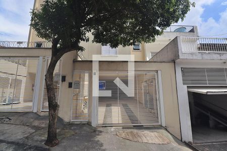 Apartamento para alugar com 55m², 2 quartos e 1 vagaFachada