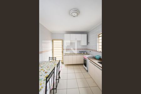 Casa à venda com 440m², 7 quartos e 6 vagasCozinha 2