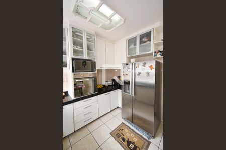 Casa à venda com 440m², 7 quartos e 6 vagasCozinha 