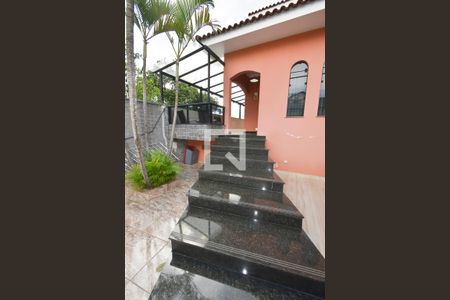 Casa à venda com 440m², 7 quartos e 6 vagasÁrea externa