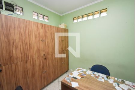 Casa à venda com 440m², 7 quartos e 6 vagasEscritório