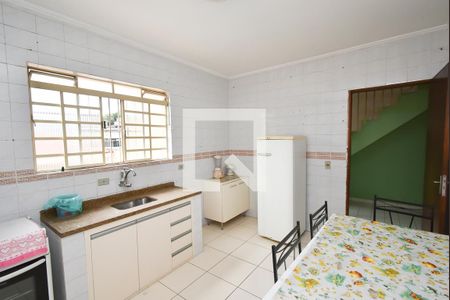 Casa à venda com 440m², 7 quartos e 6 vagasCozinha 2