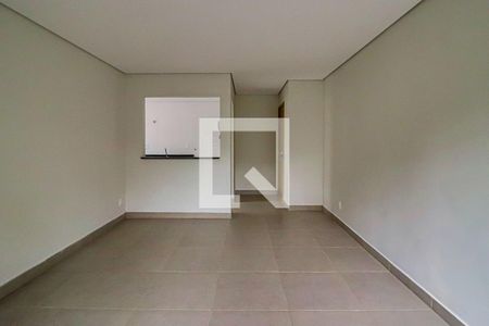 Sala de apartamento à venda com 2 quartos, 68m² em Serra, Belo Horizonte