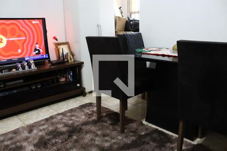 Sala de apartamento à venda com 2 quartos, 55m² em Jardim Bom Clima, Guarulhos