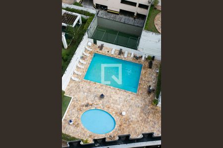 Vista da Sala - Piscina e Quadra de apartamento para alugar com 3 quartos, 122m² em Sumaré, São Paulo