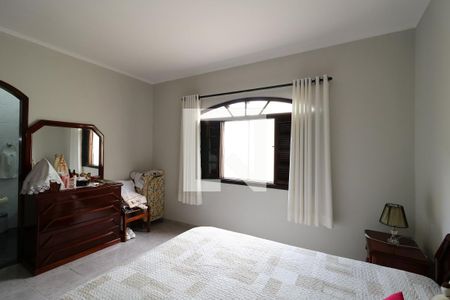 Suíte 1 de casa à venda com 4 quartos, 258m² em Vila Valparaíso, Santo André