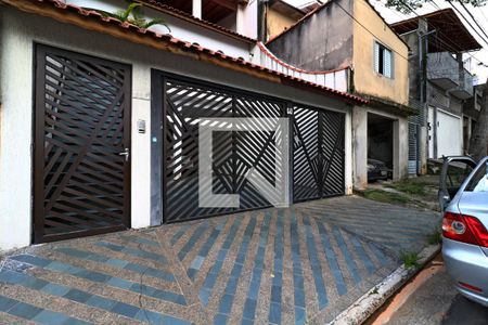Casa à venda com 258m², 4 quartos e 5 vagasFachada