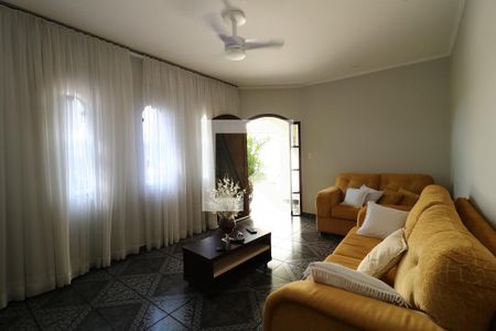 Sala de casa à venda com 4 quartos, 258m² em Vila Valparaíso, Santo André
