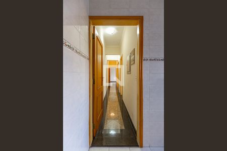 Corredor de apartamento para alugar com 2 quartos, 70m² em Vila Dora, Santo André