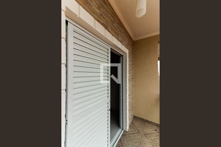 Casa à venda com 170m², 3 quartos e 8 vagasSuíte 2 - Sacada