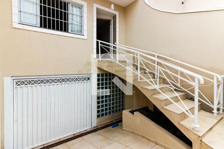 Casa à venda com 170m², 3 quartos e 8 vagasEntrada