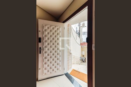 Casa à venda com 170m², 3 quartos e 8 vagasEntrada