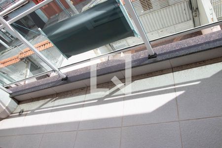 Varanda de casa à venda com 3 quartos, 273m² em Vila Mazzei, São Paulo