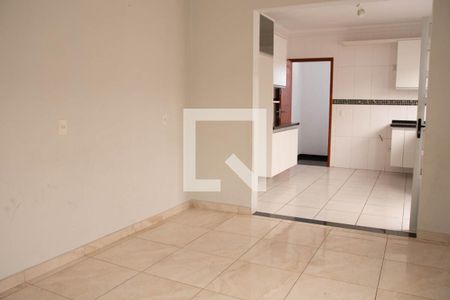 Casa à venda com 273m², 3 quartos e 7 vagasCopa