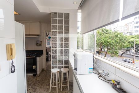 Apartamento à venda com 116m², 4 quartos e 2 vagas Apartamento à venda com 116m², 4 quartos e 2 vagasÁrea de Serviço