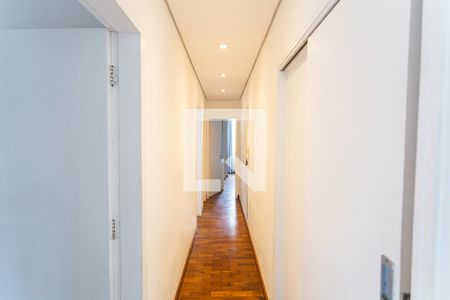 Corredor de apartamento à venda com 4 quartos, 116m² em Funcionários, Belo Horizonte