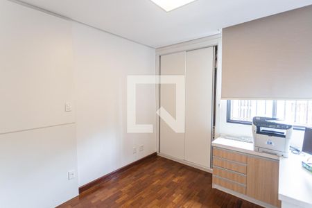 Apartamento à venda com 116m², 4 quartos e 2 vagas Apartamento à venda com 116m², 4 quartos e 2 vagasQuarto 4