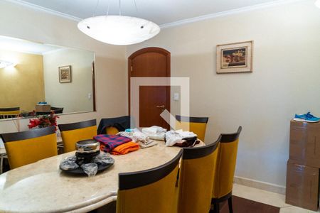 Casa para alugar com 336m², 4 quartos e 3 vagas Casa para alugar com 336m², 4 quartos e 3 vagasCopa