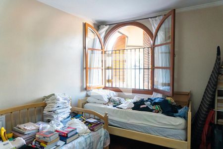 Casa para alugar com 336m², 4 quartos e 3 vagas Casa para alugar com 336m², 4 quartos e 3 vagasQuarto