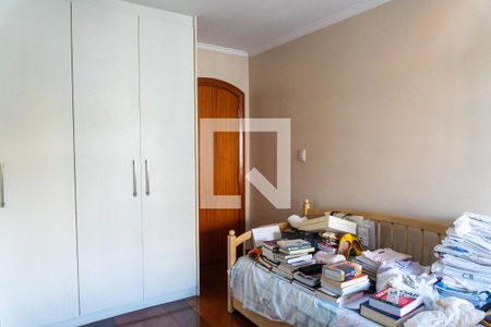 Casa para alugar com 336m², 4 quartos e 3 vagas Casa para alugar com 336m², 4 quartos e 3 vagasQuarto