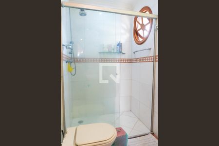 Casa para alugar com 336m², 4 quartos e 3 vagas Casa para alugar com 336m², 4 quartos e 3 vagasBanheiro da Suíte 2 Detalhe