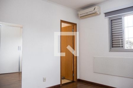 Suíte de casa à venda com 3 quartos, 169m² em Parque Bandeirante, Santo André