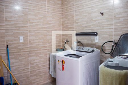 Casa à venda com 169m², 3 quartos e 3 vagasÁrea de Serviço