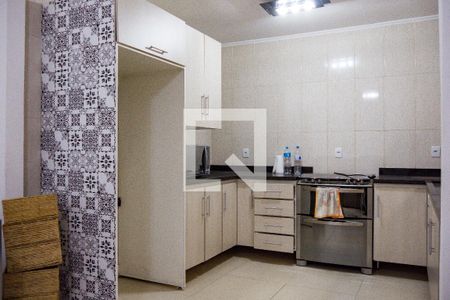 Casa à venda com 169m², 3 quartos e 3 vagasCozinha