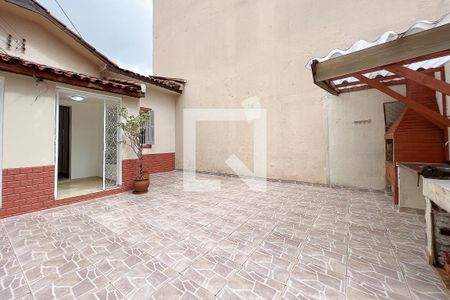 Casa à venda com 148m², 2 quartos e sem vagaQuintal com Churrasqueira