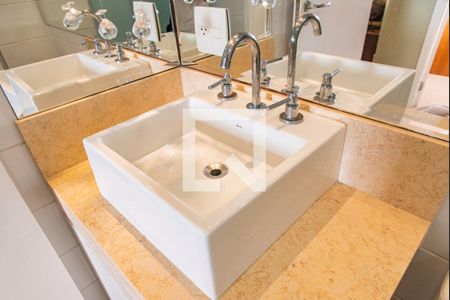 Apartamento para alugar com 70m², 2 quartos e 1 vaga Apartamento para alugar com 70m², 2 quartos e 1 vagaBanheiro