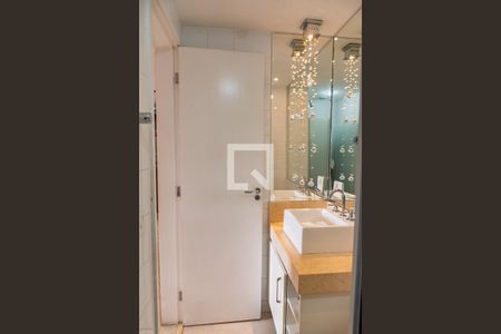 Apartamento para alugar com 70m², 2 quartos e 1 vaga Apartamento para alugar com 70m², 2 quartos e 1 vagaBanheiro