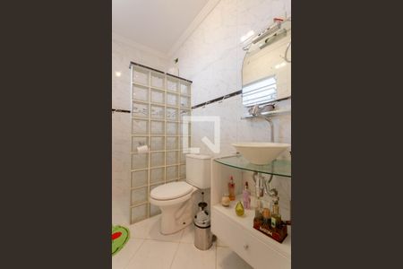 Casa à venda com 120m², 3 quartos e 1 vaga Casa à venda com 120m², 3 quartos e 1 vagaBanheiro