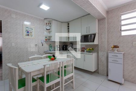 Casa à venda com 120m², 3 quartos e 1 vaga Casa à venda com 120m², 3 quartos e 1 vagaCozinha