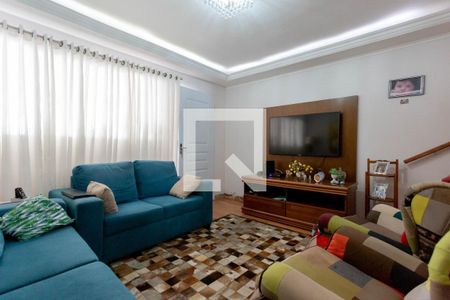 Sala de casa à venda com 3 quartos, 120m² em Vila Gumercindo, São Paulo