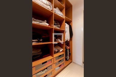 Casa à venda com 120m², 3 quartos e 1 vaga Casa à venda com 120m², 3 quartos e 1 vagaCloset