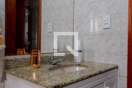 Casa à venda com 120m², 3 quartos e 1 vaga Casa à venda com 120m², 3 quartos e 1 vagaBanheiro