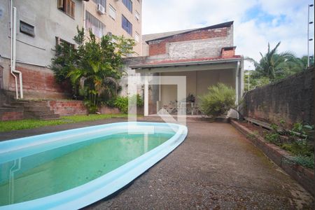 Casa à venda com 264m², 3 quartos e 3 vagasPiscina