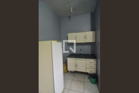 Cozinha de kitnet/studio para alugar com 1 quarto, 35m² em São Luis, Canoas