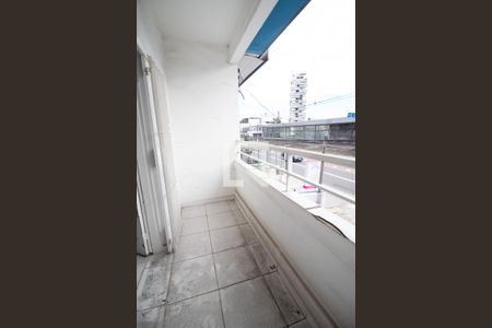 Casa à venda com 111m², 2 quartos e 1 vaga Casa à venda com 111m², 2 quartos e 1 vagaVaranda