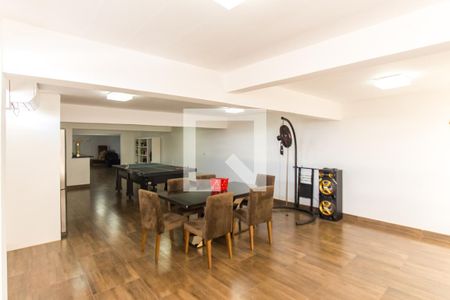 Casa de condomínio à venda com 700m², 4 quartos e 6 vagas Casa de condomínio à venda com 700m², 4 quartos e 6 vagasSalão