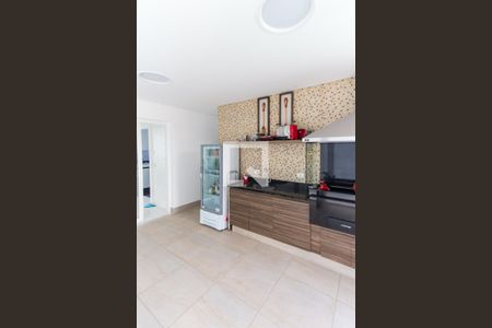 Casa de condomínio à venda com 700m², 4 quartos e 6 vagas Casa de condomínio à venda com 700m², 4 quartos e 6 vagasÁrea Gourmet