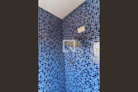 Casa de condomínio à venda com 700m², 4 quartos e 6 vagas Casa de condomínio à venda com 700m², 4 quartos e 6 vagasBanheiro da Suíte 4