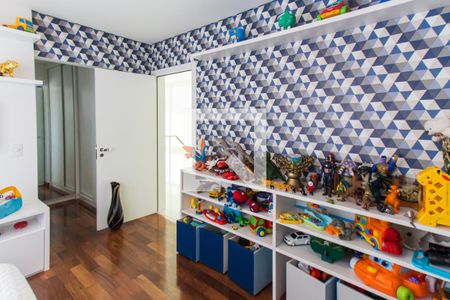 Casa de condomínio à venda com 700m², 4 quartos e 6 vagas Casa de condomínio à venda com 700m², 4 quartos e 6 vagasSuíte 3