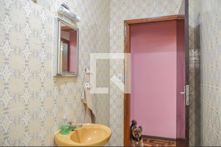 Casa à venda com 412m², 3 quartos e 1 vaga Casa à venda com 412m², 3 quartos e 1 vagaLavabo