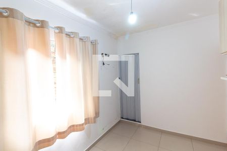 Casa à venda com 90m², 2 quartos e 1 vagaQuarto Suíte